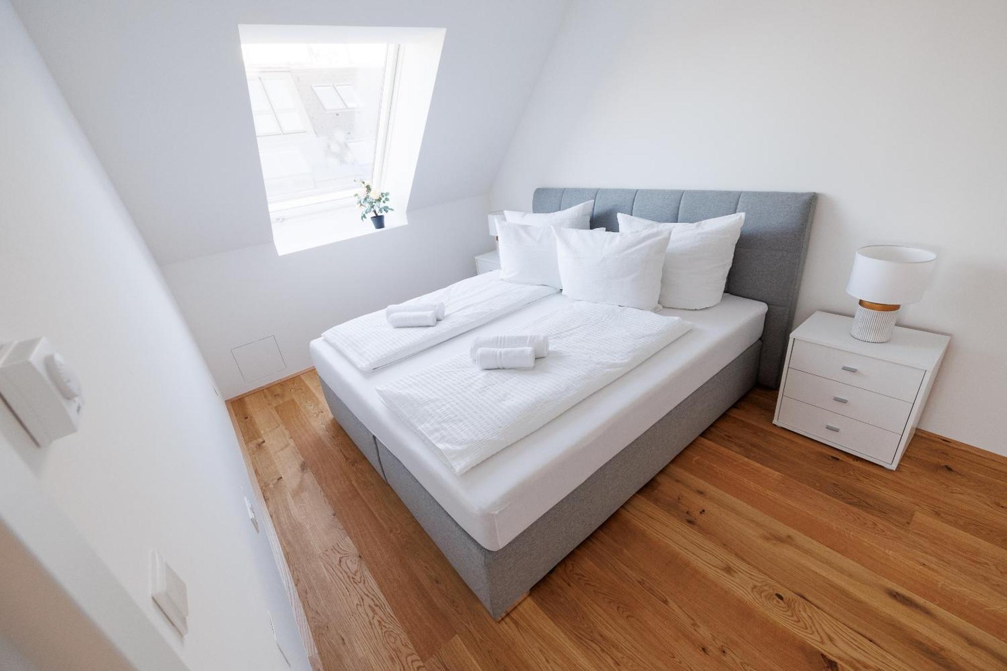 Symphony Apartments 40 - Modern Loft With Terrace And Grill In Central Location Viena Exterior foto