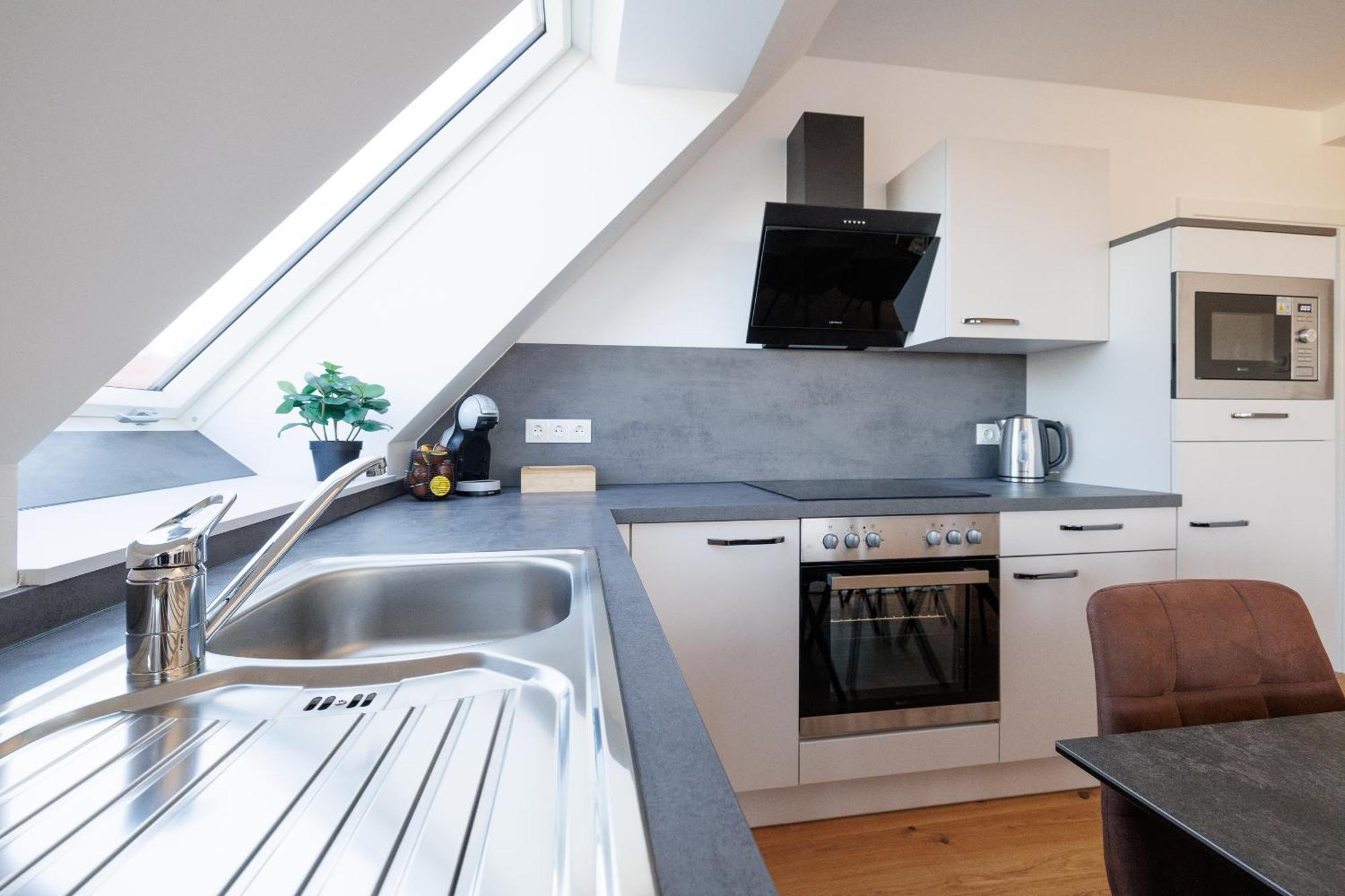 Symphony Apartments 40 - Modern Loft With Terrace And Grill In Central Location Viena Exterior foto